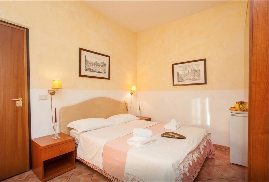Hotel Residenza Camilla Roma Exterior foto