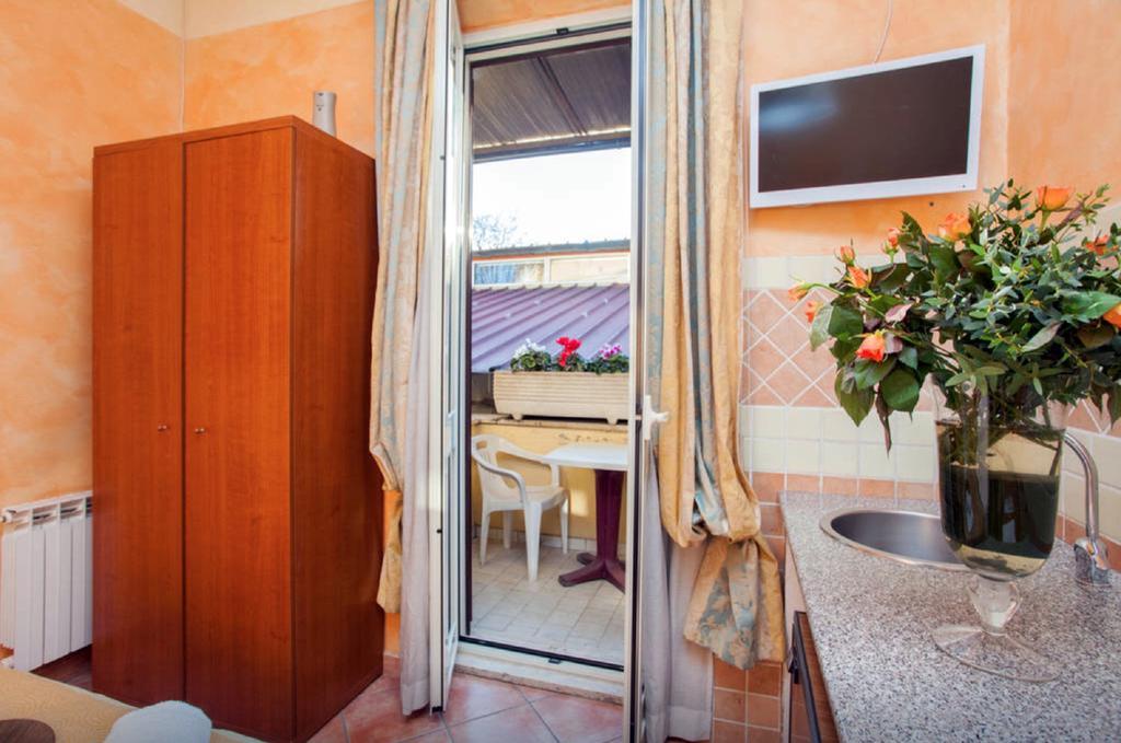 Hotel Residenza Camilla Roma Exterior foto