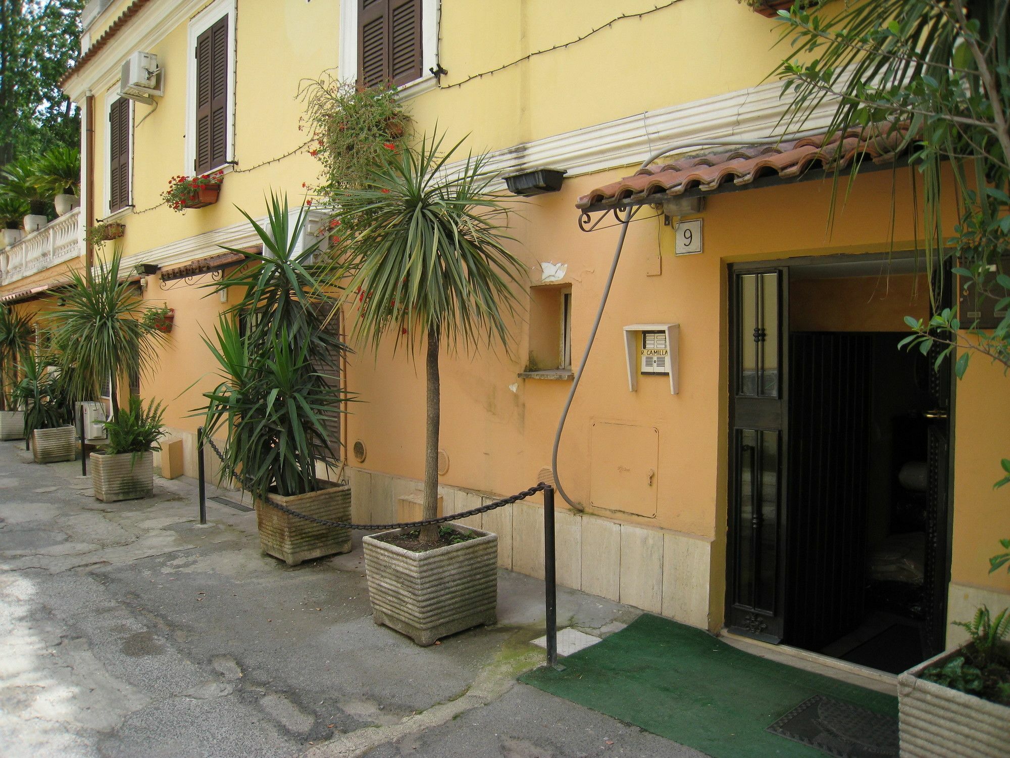 Hotel Residenza Camilla Roma Exterior foto